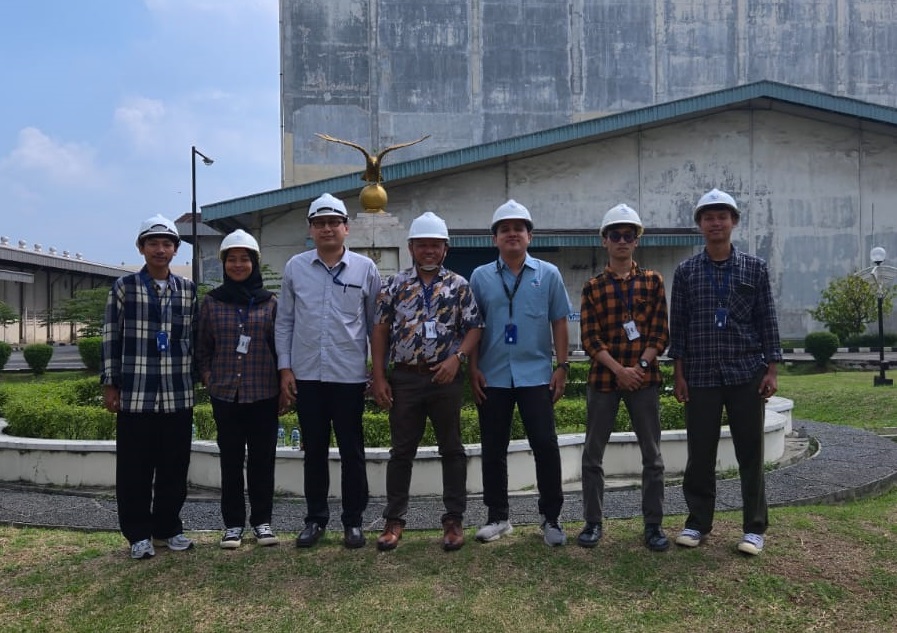 Perwakilan Ma'soem University dan PT Prima Rajuli Sukses berkolaborasi dalam persiapan mahasiswa menghadapi Industri 4.0.