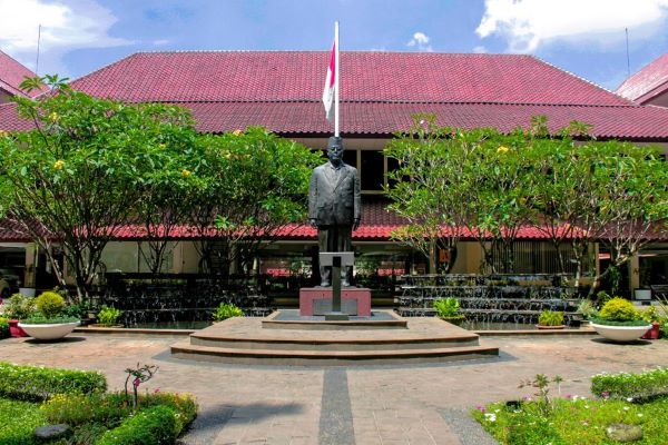 Kurikulum dan Mata Kuliah di Fakultas Hukum Universitas Indonesia