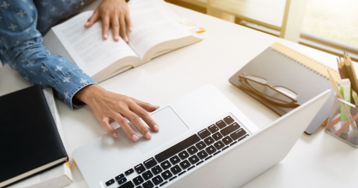Download Tryout Online CPNS PDF dan Online, Mana Lebih Efektif?