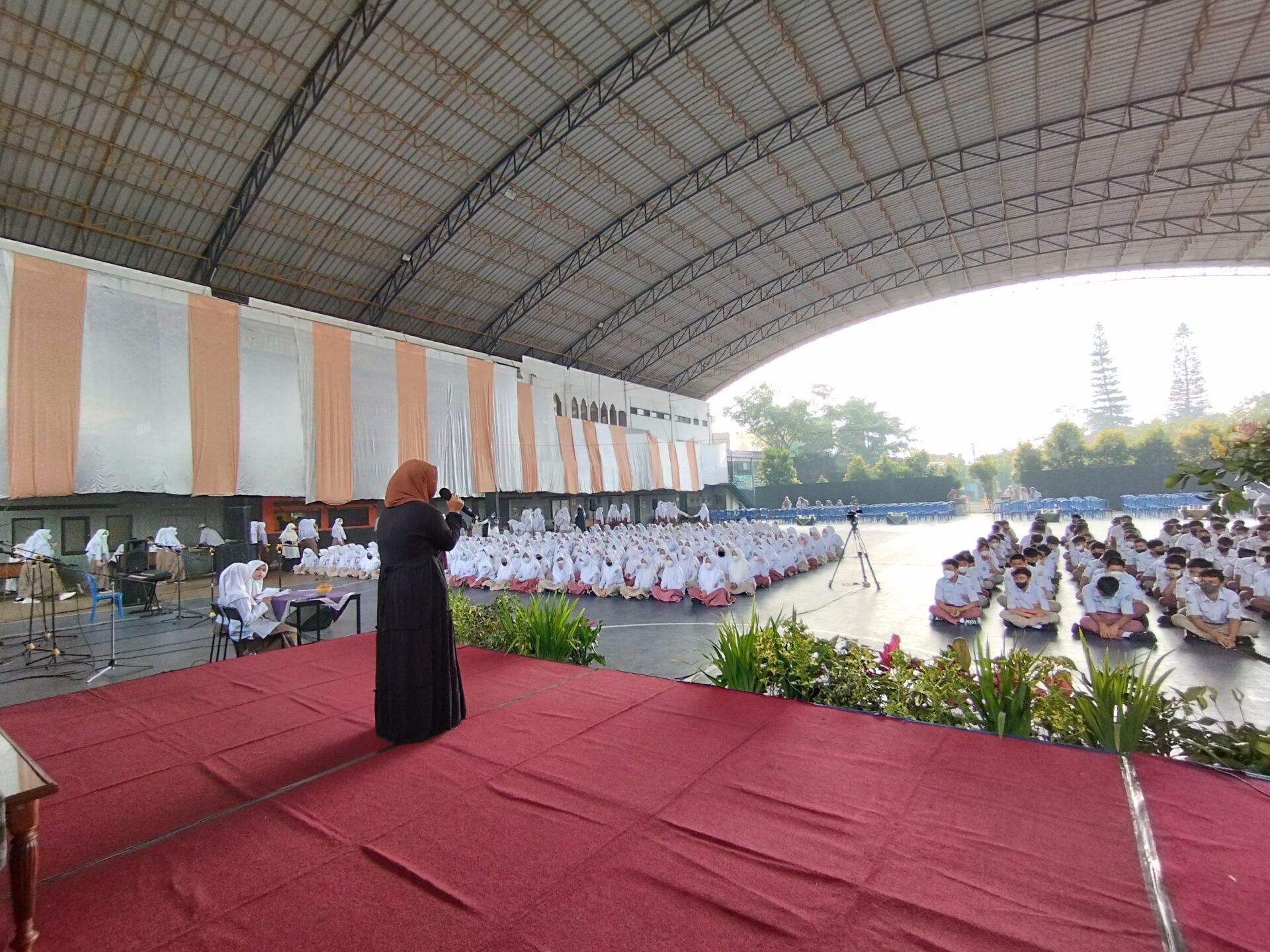 Peran Ekstrakurikuler dalam Membentuk Karakter Santriwati di Pondok Pesantren Putri Bandung