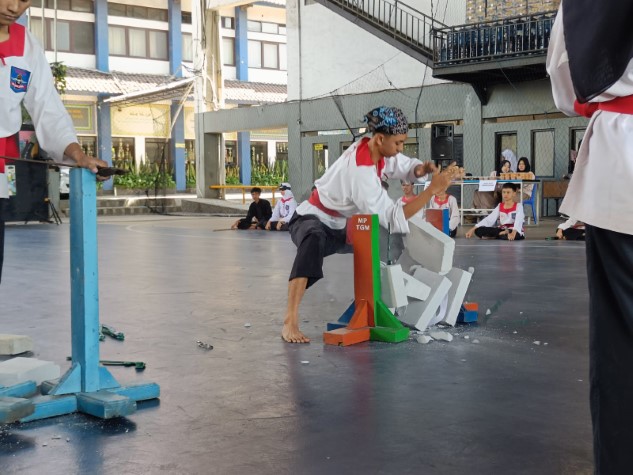 11 Alasan Mengapa Mengikuti Kegiatan Ekstrakurikuler di SMA itu Penting