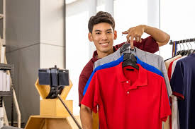 Mencari Pembeli Produk Fashion di Internet